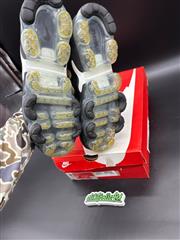 Nike Air VaporMax Plus BLACK/ BEIGE SZ 9.5 USED RE0825OY